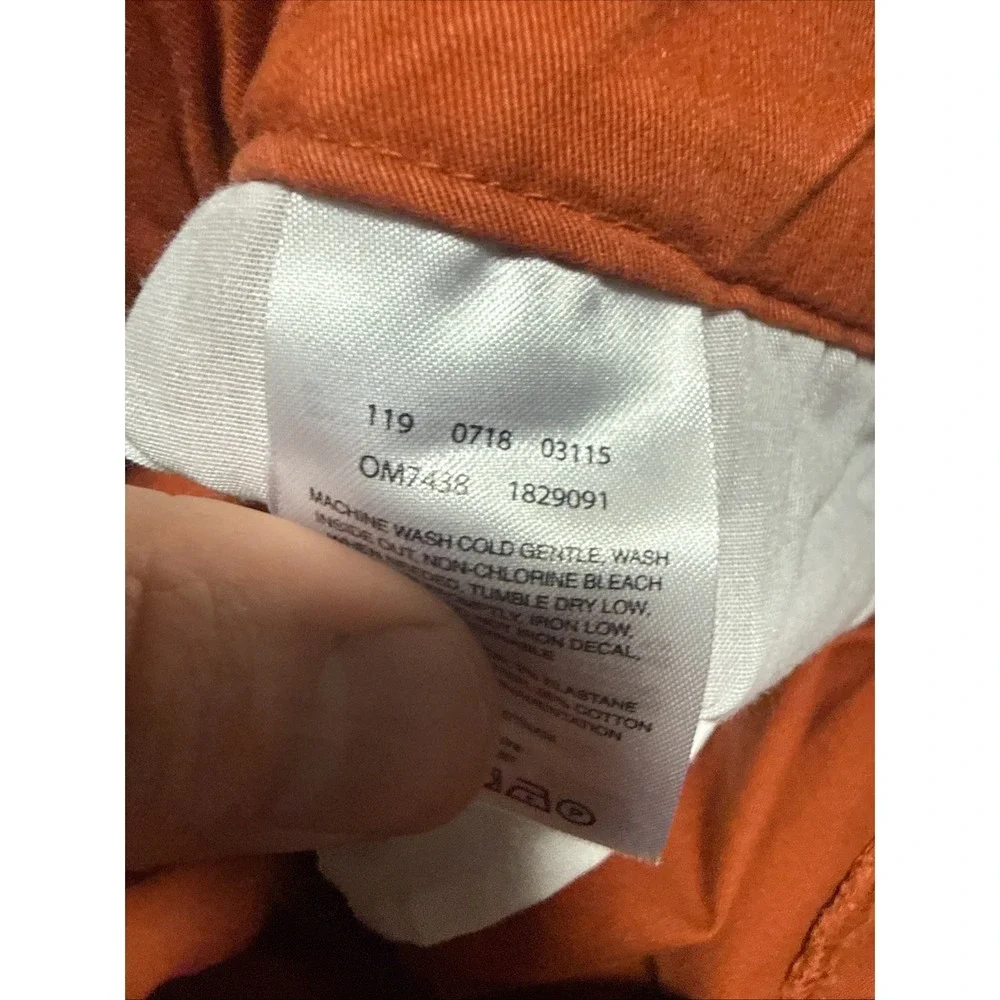 Mountain Hardwear Shorts Mens XL Outdoors Workwear Casual Built in Belt Orange